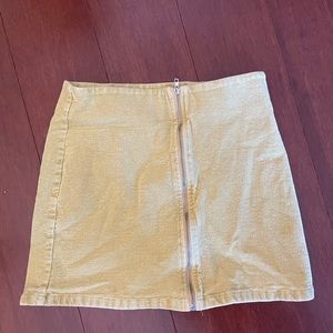 Yellow Tilly’s skirt